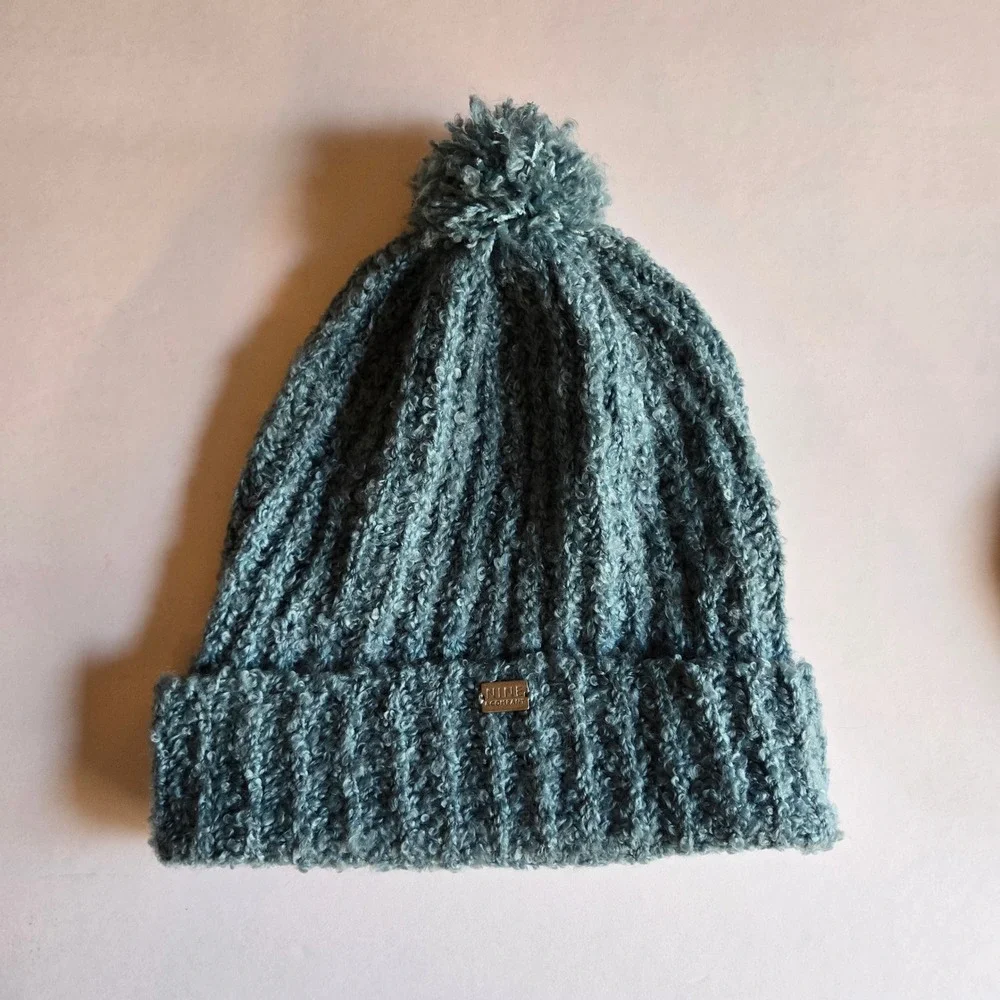 Womens Blue Boucle Knit Pom Pom Beanie Hat Ribbed Cuff Nine & Company Cute Girly
